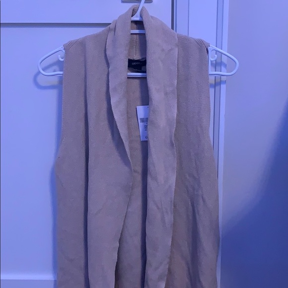 sleeveless throw - Picture 1 of 4